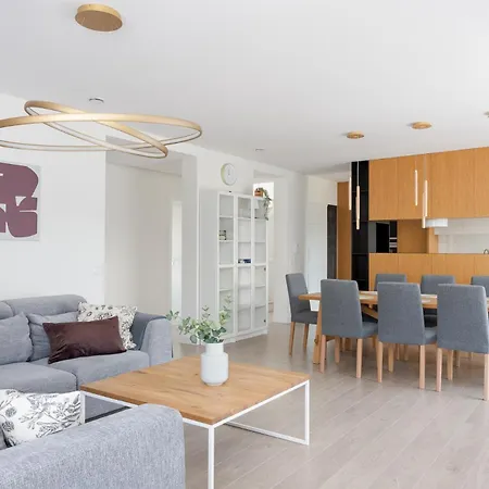 Citystay Przestronny Dla 7 Osób